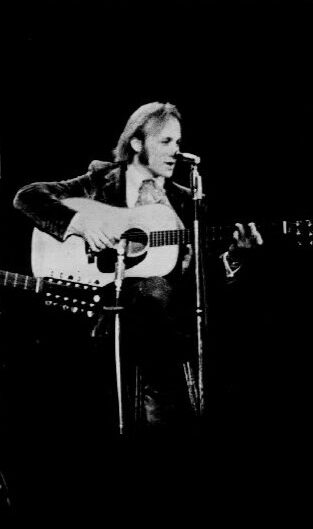 I Saw Stephen Stills  at the Winnetka CA DMV?